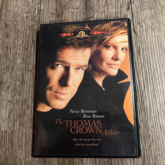 The Thomas Crown Affair - DVD - Pierce Brosnon- Rene Russo - Romance - R - Picture 2 of 5